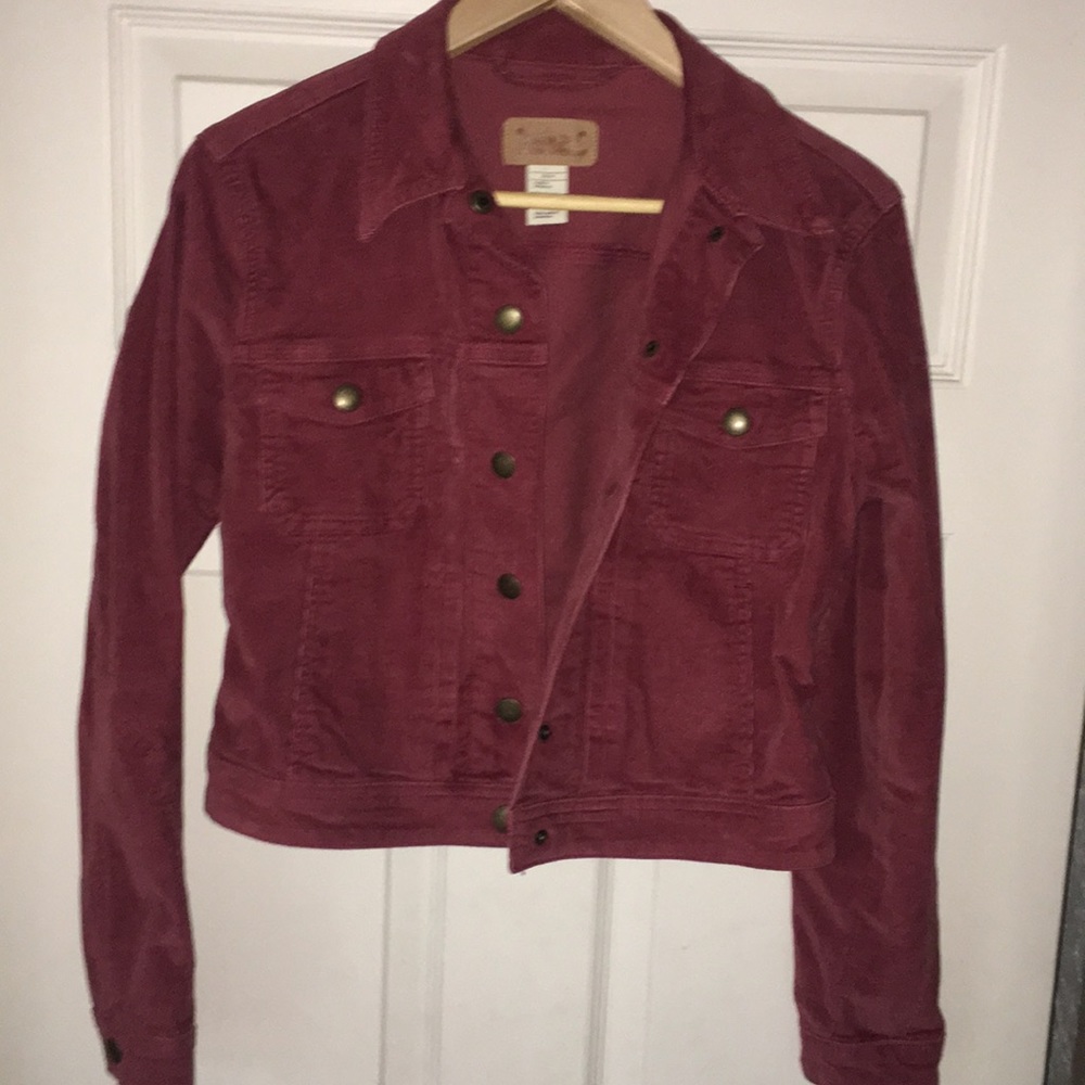 Red Levi’s corduroy women’s jacket